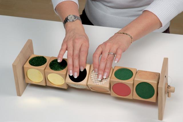 Feelie Dice Tactile Dice Matching Game