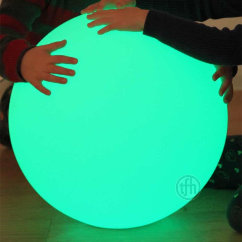 Colour Morphing Sphere