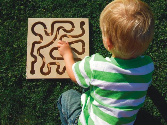Smooth Curved Maze