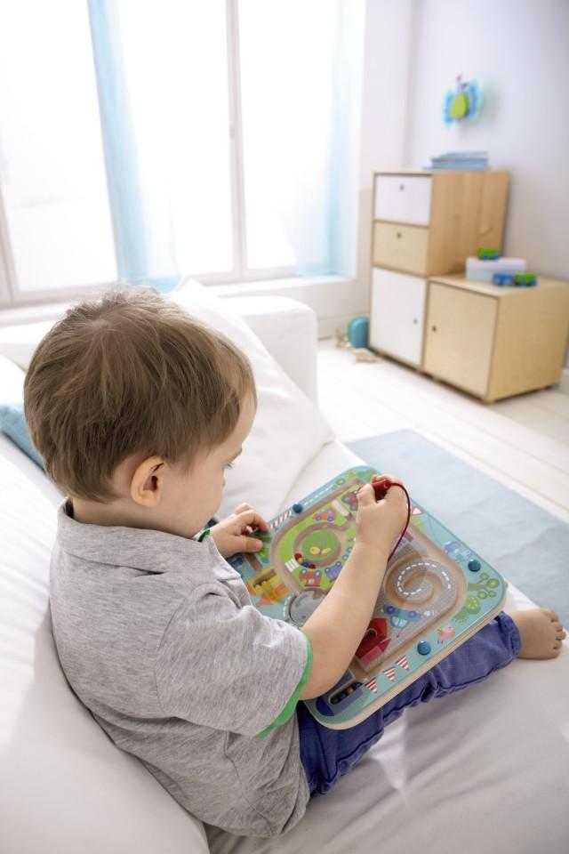 Town Maze Magnetic Game