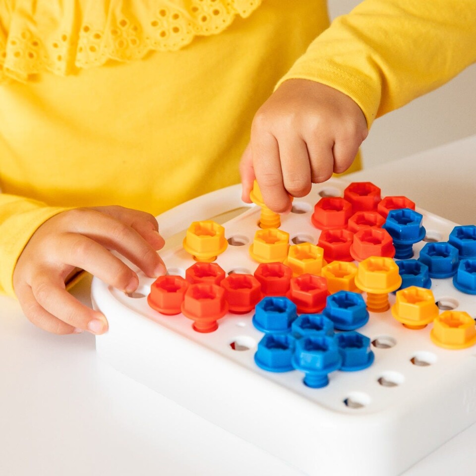 Design & Drill Patterns & Shapes - Fun Learning Toy