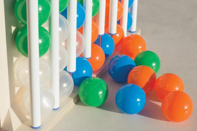 Stackaball Wall