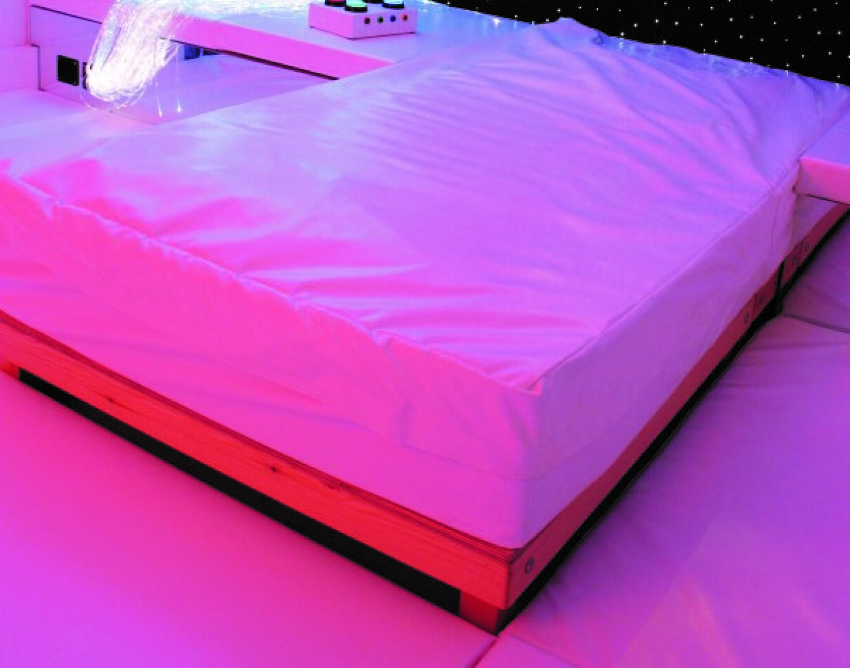 Waterbed with Platform