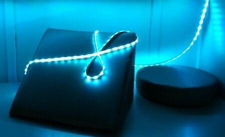 LED COLOUR CHANGING LIGHT