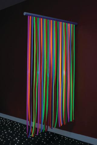 UV Waterfall - Wall-mounted Divider With Fluorescent Strips