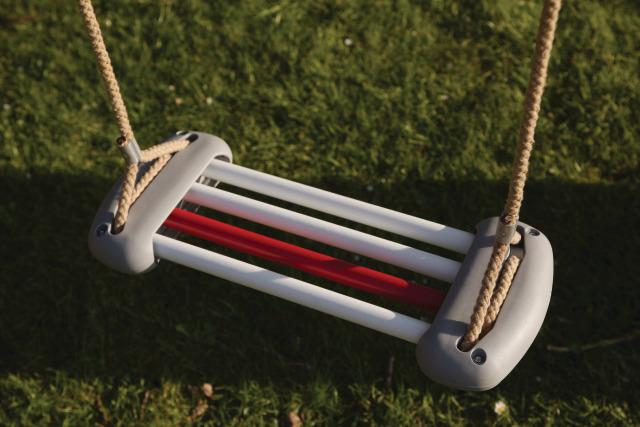 Skeleton Swing