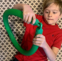 Vibrating Snake -Green