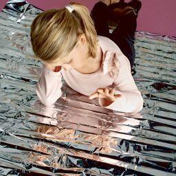 Crinkly Reflection Blanket
