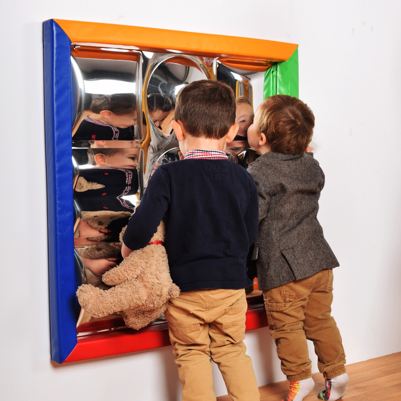 Sensory Distortion Mirror