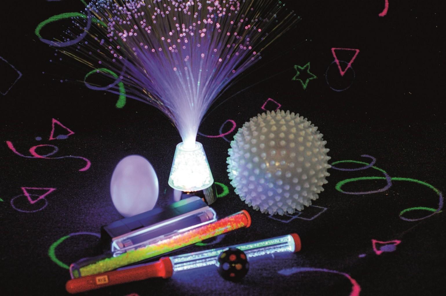 Cosy Cave Kit Cosy Cave UV Activity Kit